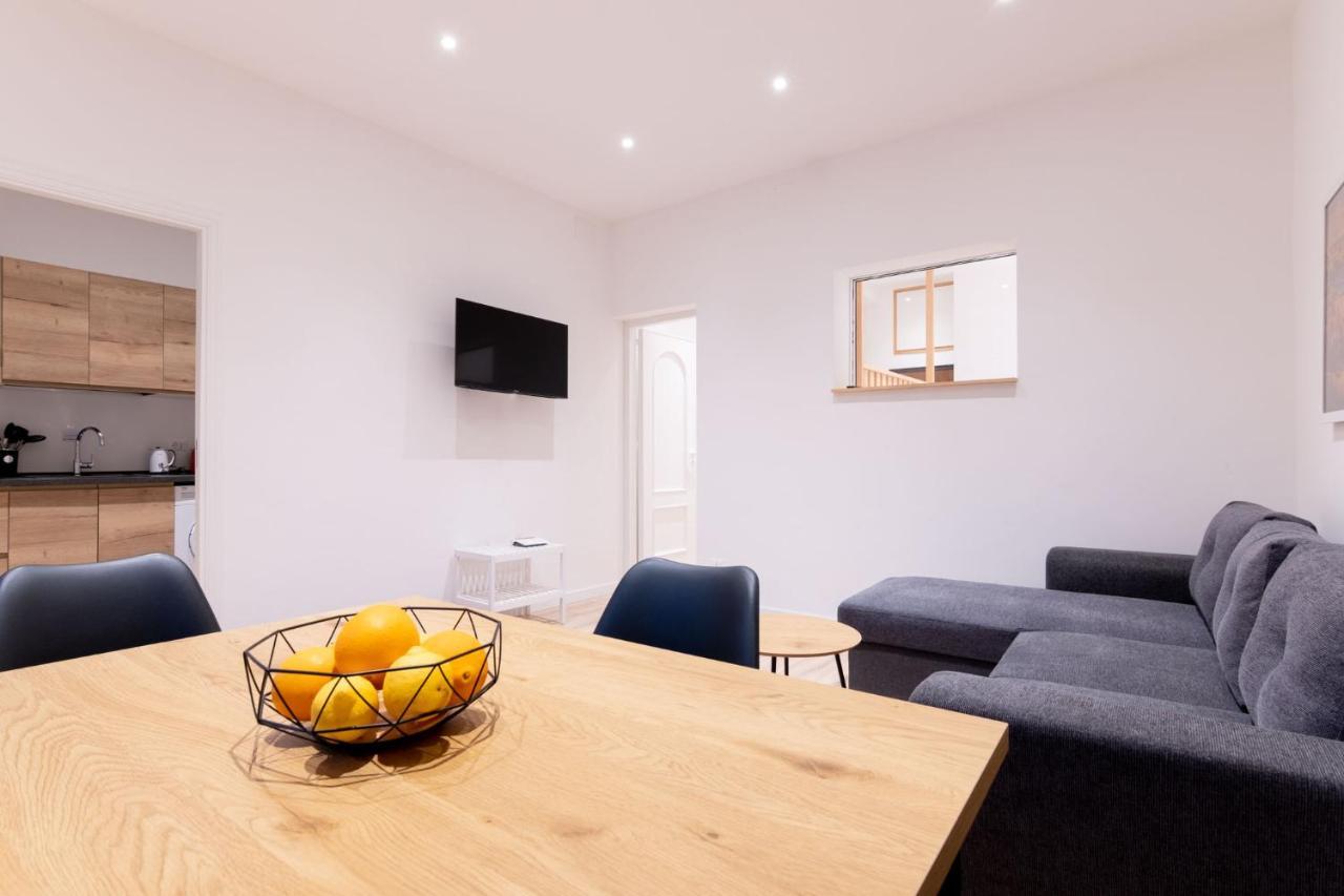 Sarale Apartments Palermo Exterior photo